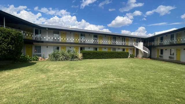 Friendship Inn Altus Exterior foto